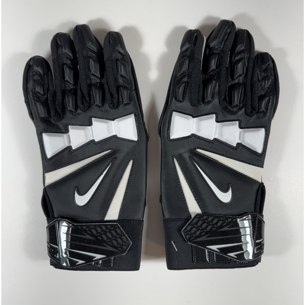 NIKE Hyperbeast 2.0 Padded Lineman Football Gloves Black White Sz 3XL *NEW* $70